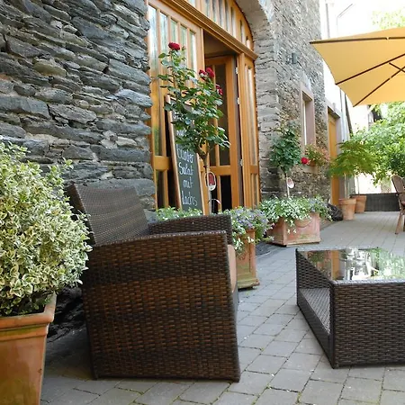 Juffer Flair Restaurant Gaestehaus Brauneberg